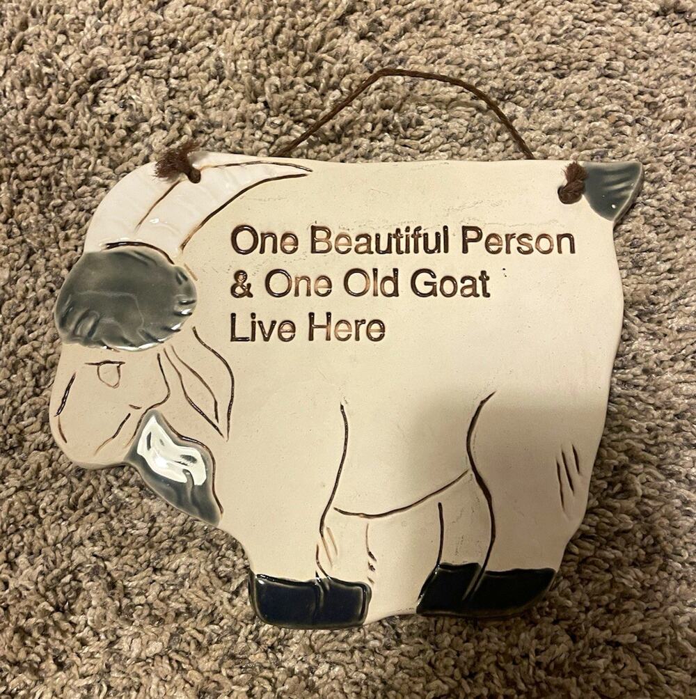 VTG 1994 SMOKY MOUNTAIN POTTERY Hanging Wall Decor Funny Verse OLD GOAT Sign